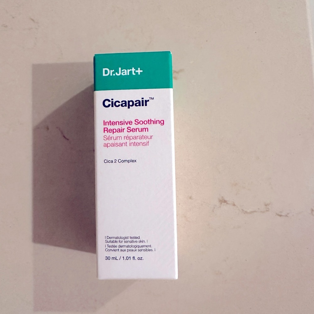 New factory sealed Dr. Jart+ Cicapair Intensive Soothing Repair Serum 1.01oz